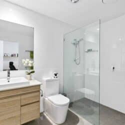 0Q2A0300 1 250x250 - Home 53