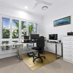 0Q2A0305 1 250x250 - Home 53