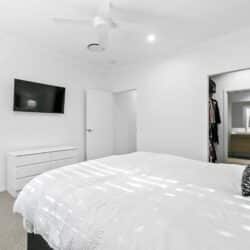 0Q2A0324 1 250x250 - Home 53