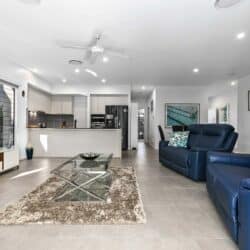 0Q2A0371 1 250x250 - Home 53