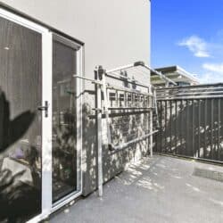 0Q2A0393 1 250x250 - Home 53