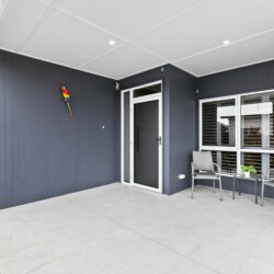 143A0196 1 250x250 - Home 70