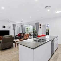 143A3382 1 250x250 - Home 68