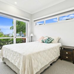 0Z8A9802 1 250x250 - Home 90