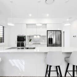 0Q2A0669 1 250x250 - Home 274