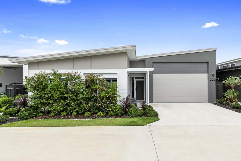 143A8236 1 1024x683 - Home 237