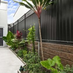 0Q2A4397 1 250x250 - Home 215