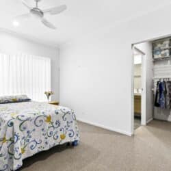 0Q2A4425 1 250x250 - Home 162