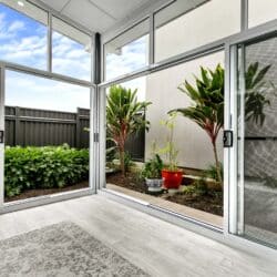 0Q2A4476 1 250x250 - Home 162