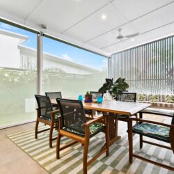 0Q2A8741 1 250x250 - Home 237