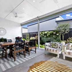 143A1913 1 250x250 - Home 237