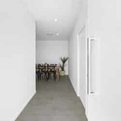 143A9585 1 250x250 - Lot 261