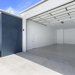 143A8397 1 250x250 - Lot 278