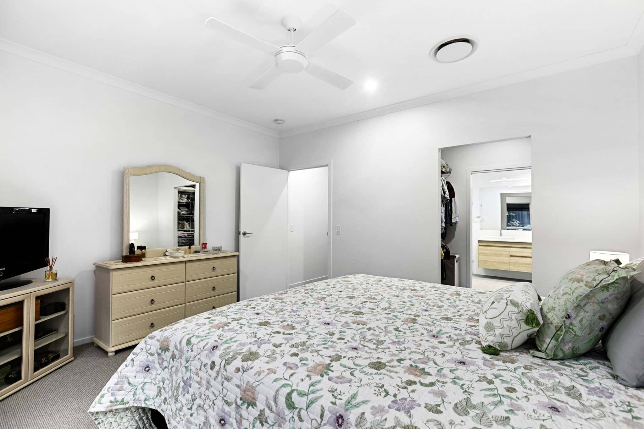 0Q2A0506 1 Copy scaled - Home 69